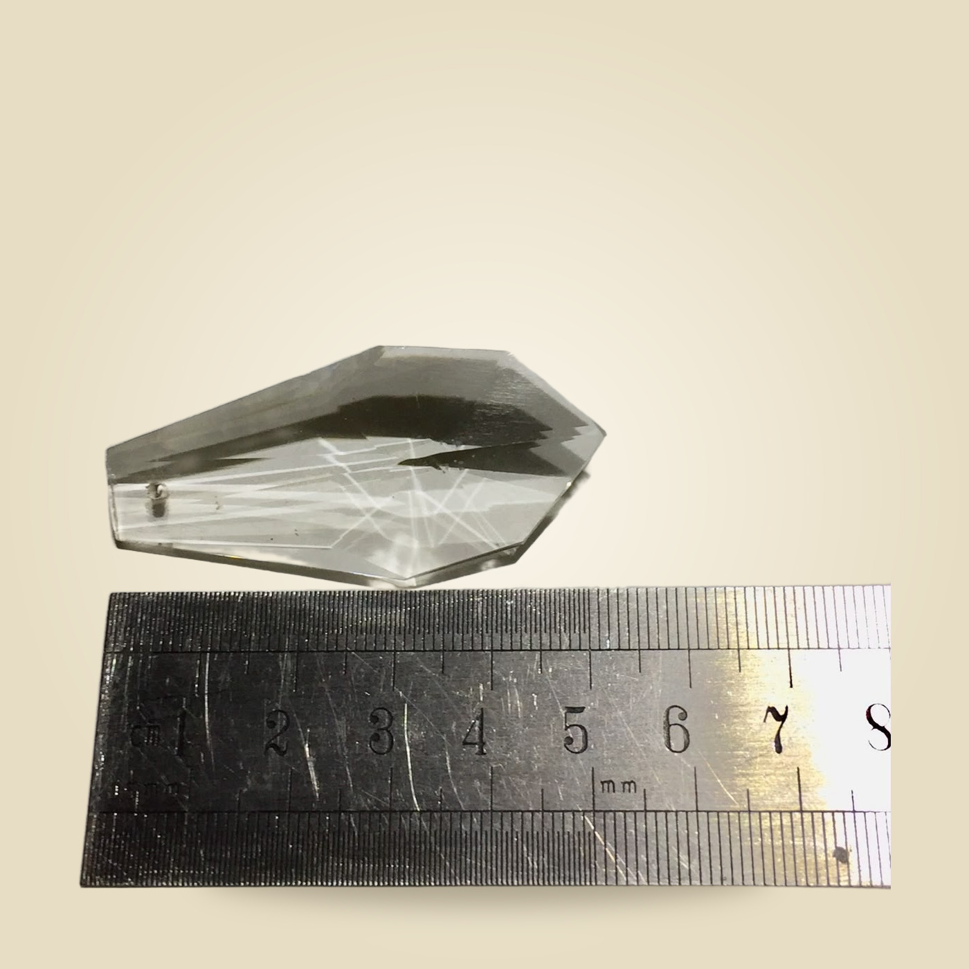 תליון זכוכית קטן — A10